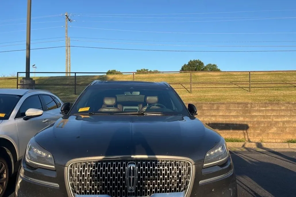 2020 Lincoln Aviator Reserve photo 1