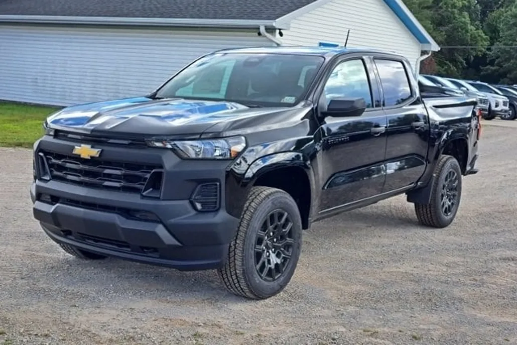 2026 Chevrolet Colorado Work Truck photo 1