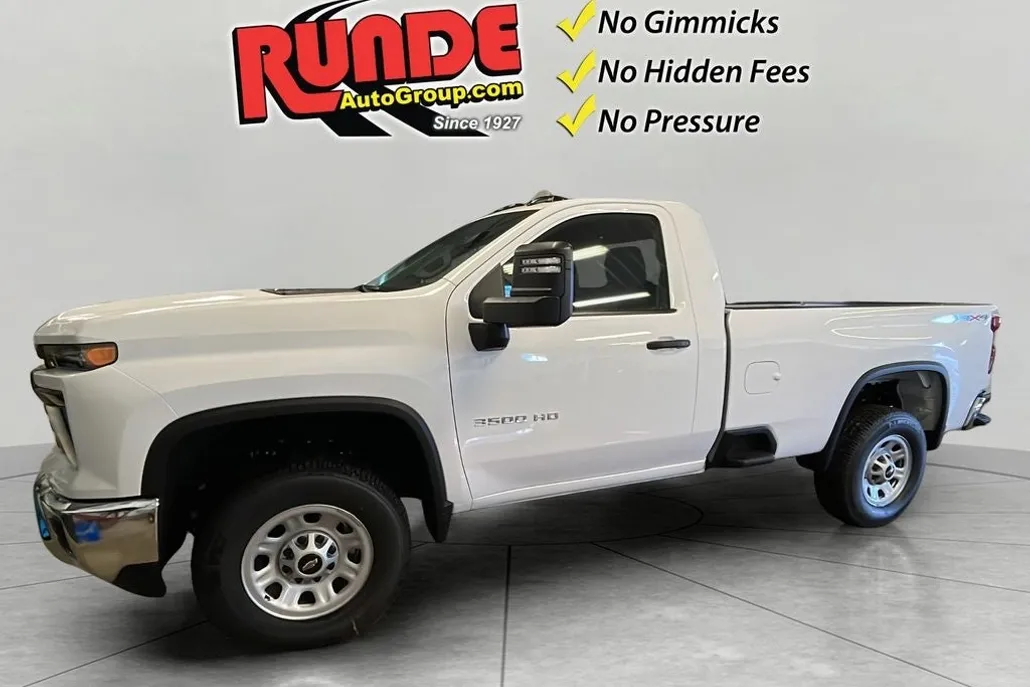 2026 Chevrolet Silverado 3500HD photo 1