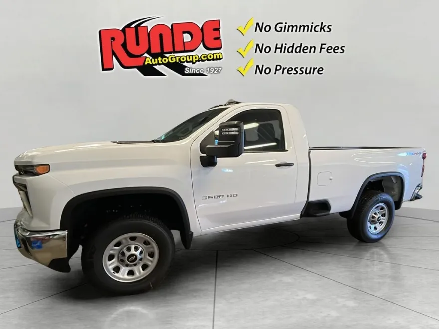 2026 Chevrolet Silverado 3500HD photo 1