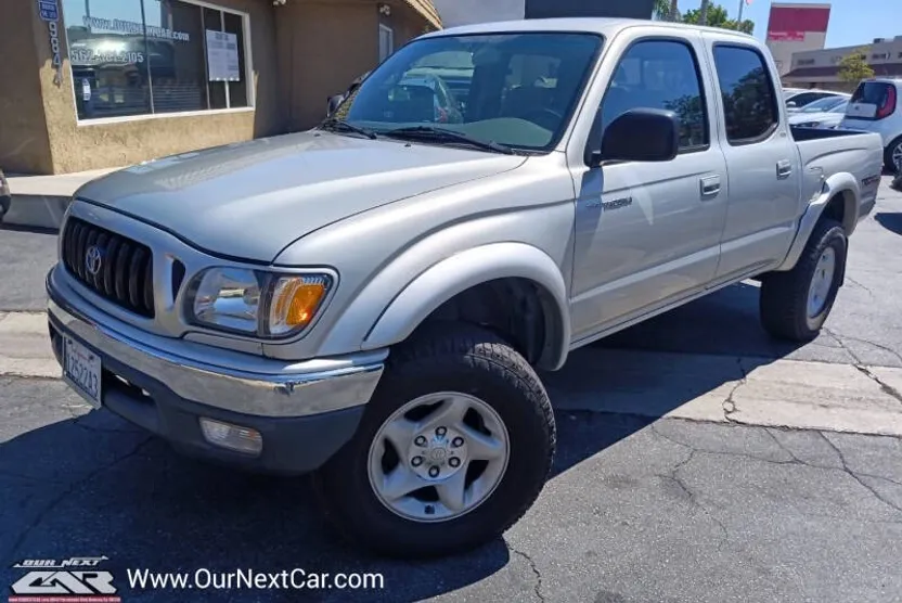 2002 Toyota Tacoma PreRunner photo 1
