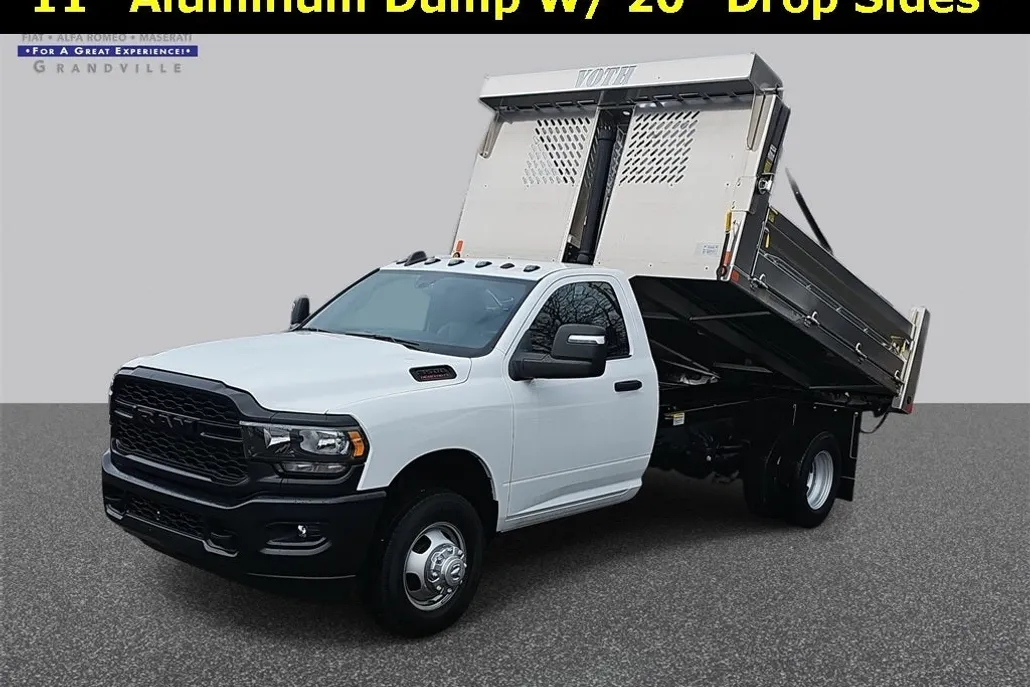 2024 Ram 3500 Tradesman photo 1