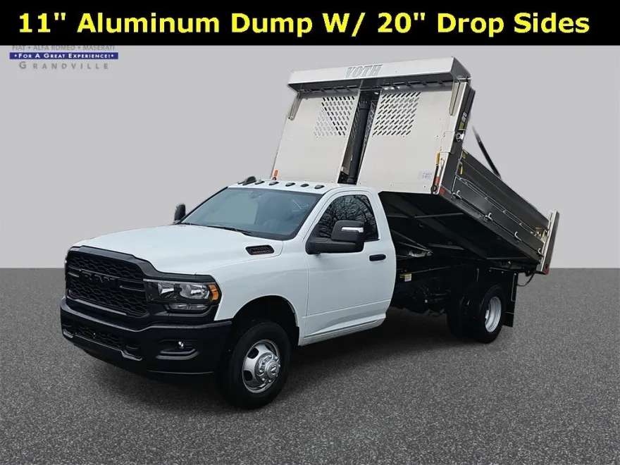 2024 Ram 3500 Tradesman photo 1