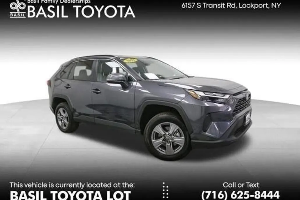 2025 Toyota RAV4 Hybrid XLE photo 1