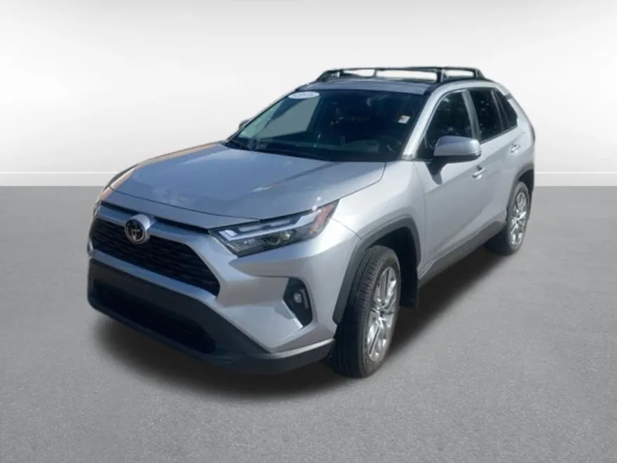 2024 Toyota RAV4 XLE Premium photo 1