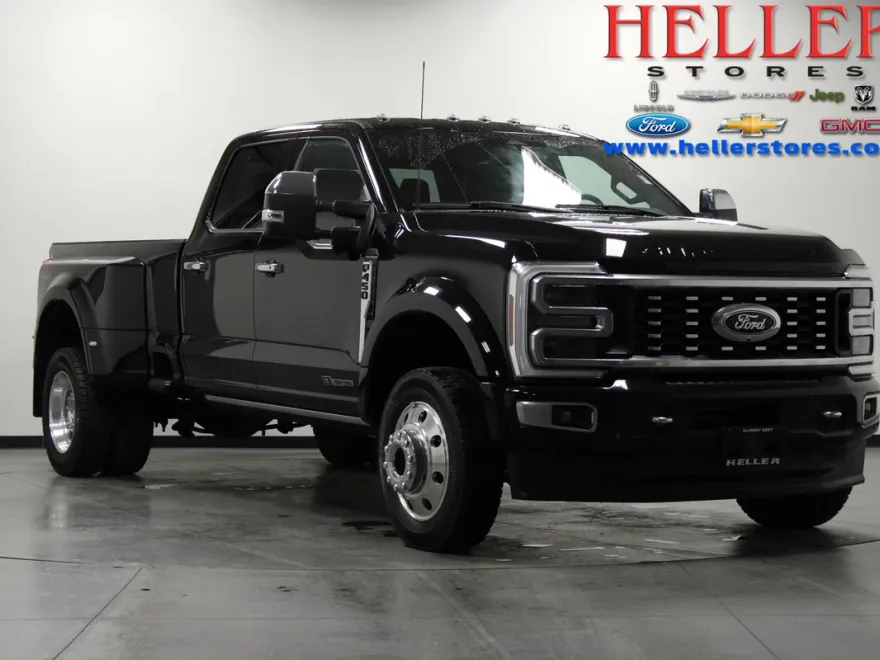 2024 Ford F-450 Platinum photo 1