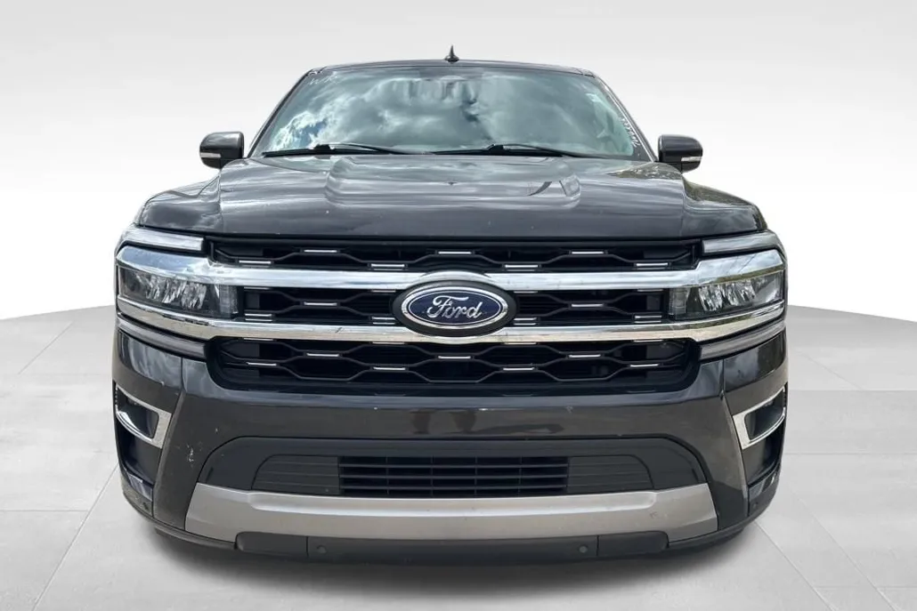 2024 Ford Expedition MAX Limited photo 1