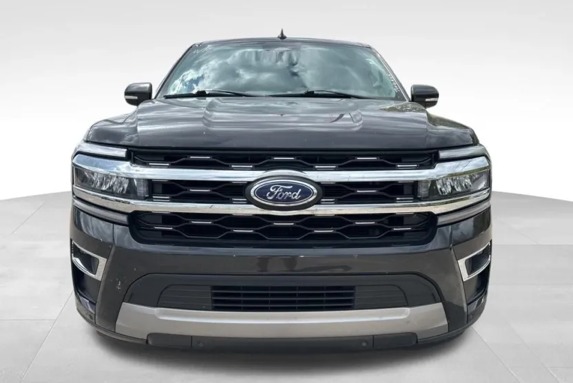 2024 Ford Expedition MAX Limited photo 1