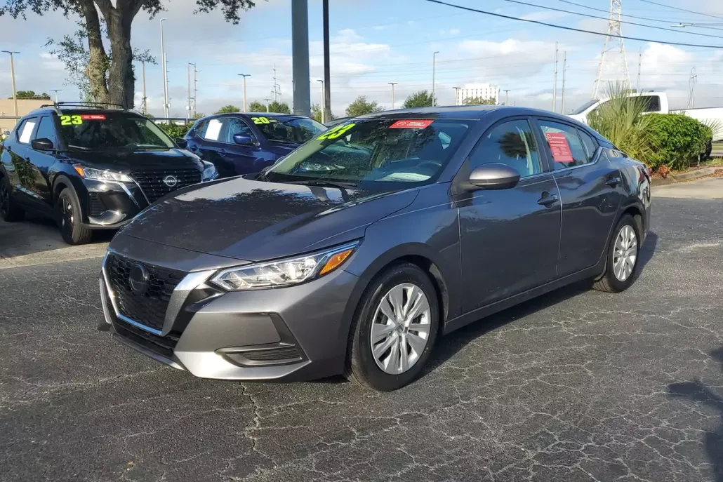 2023 Nissan Sentra S photo 1