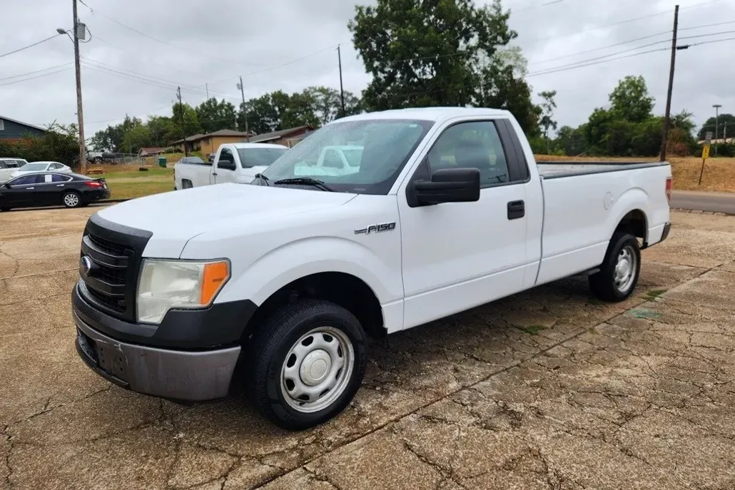 2014 Ford F-150 XL photo 1