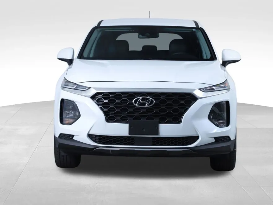 2020 Hyundai Santa Fe SE photo 1