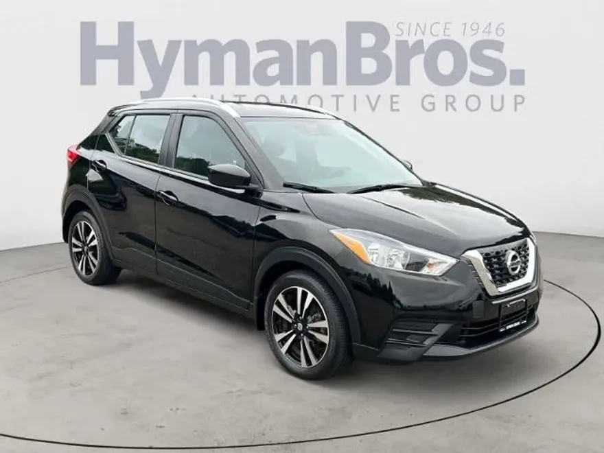 2019 Nissan Kicks SV photo 1