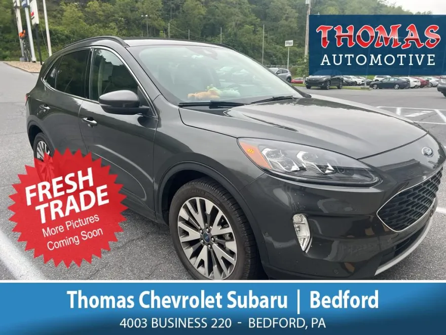 2020 Ford Escape Titanium photo 1