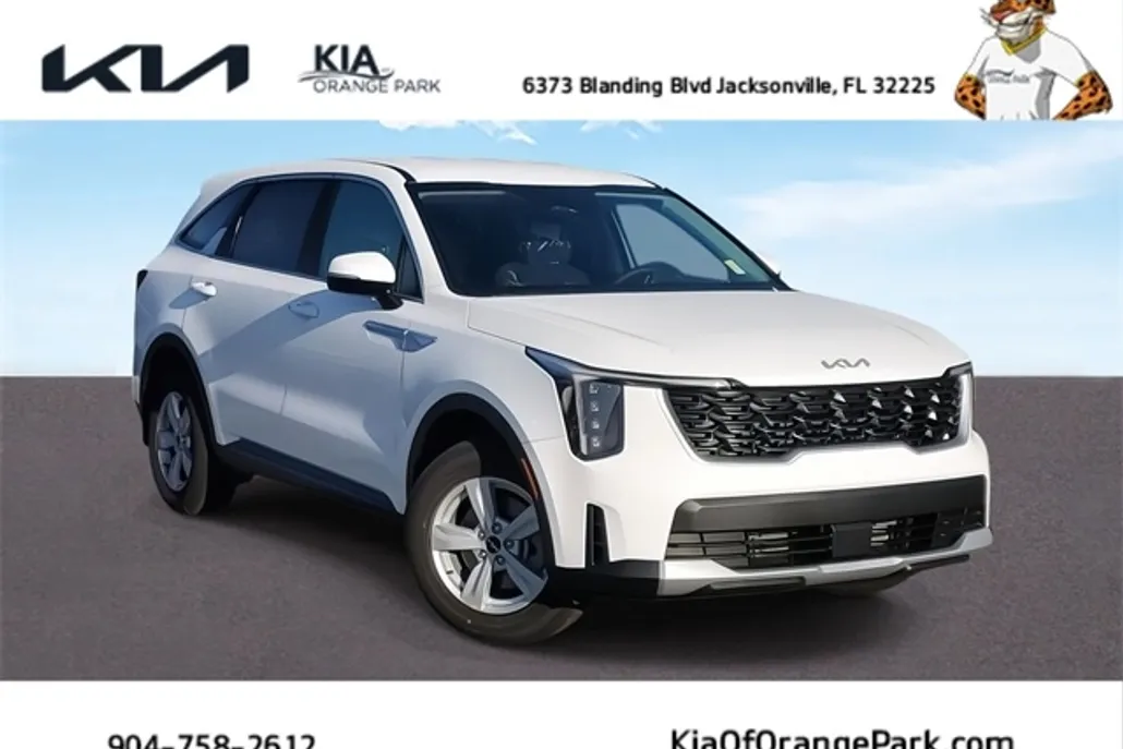 2025 Kia Sorento LX photo 1