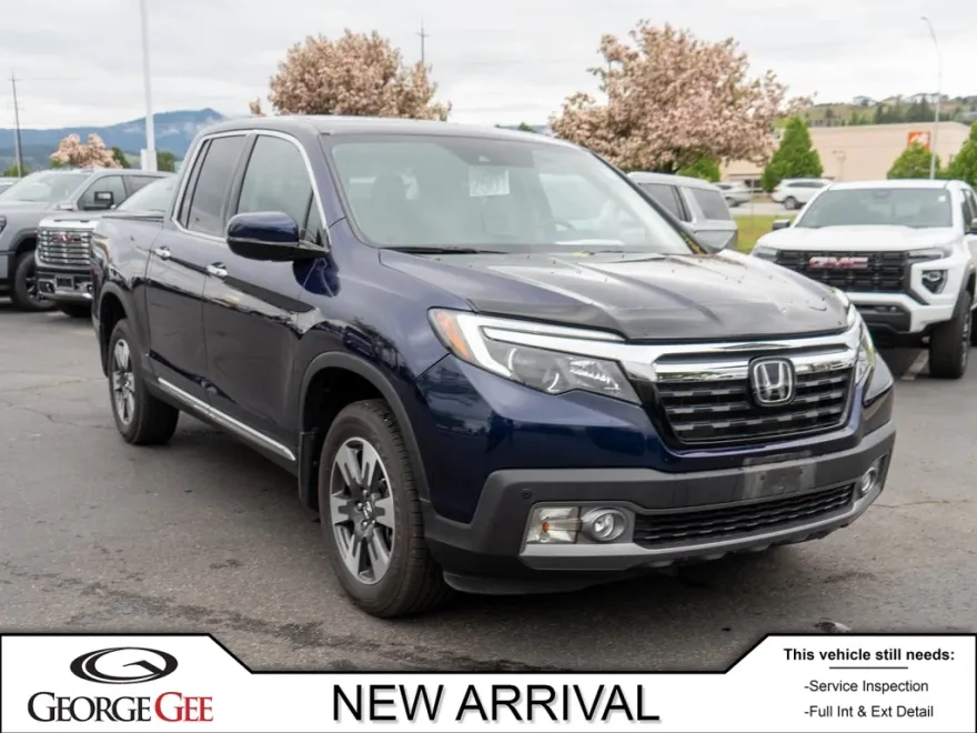 2017 Honda Ridgeline RTL-E photo 1
