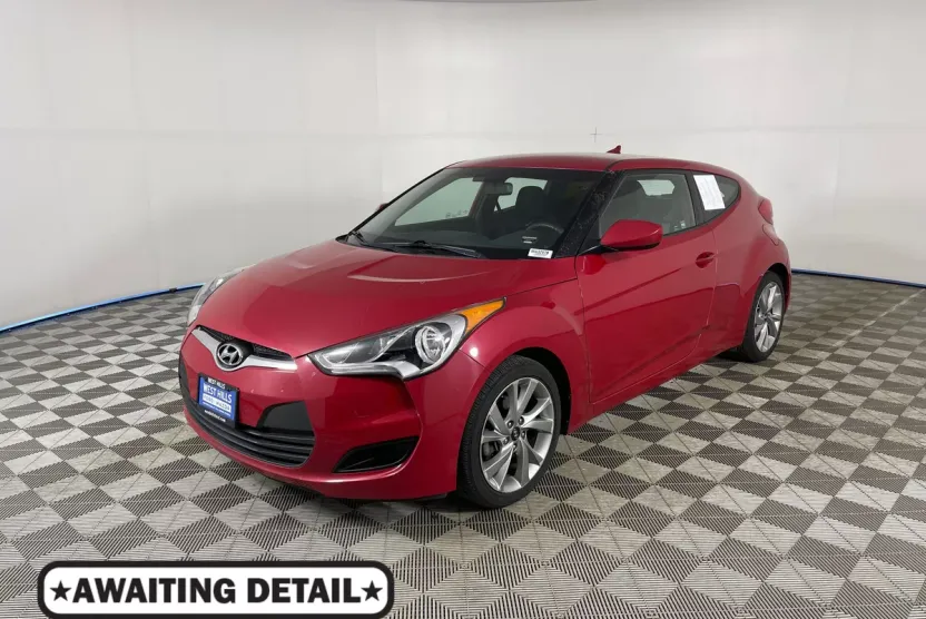 2016 Hyundai Veloster Base photo 1