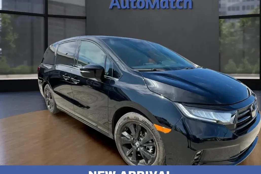 2024 Honda Odyssey Sport photo 1