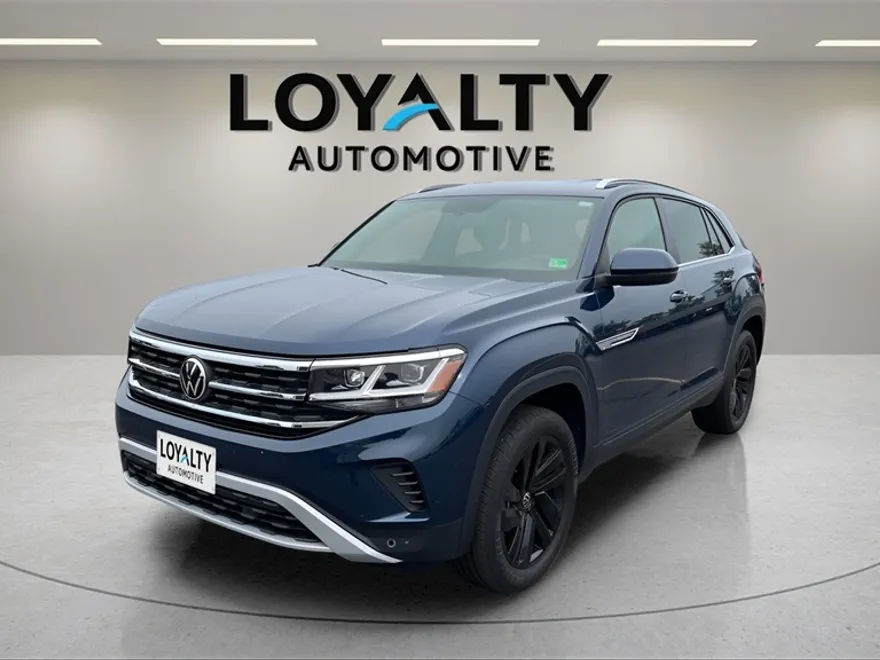2022 Volkswagen Atlas Cross Sport V6 SE Technology photo 1