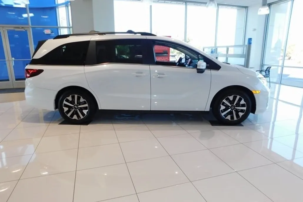 2026 Honda Odyssey EX-L photo 1