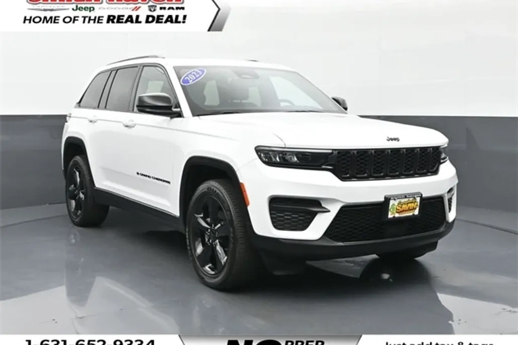 2023 Jeep Grand Cherokee Altitude photo 1