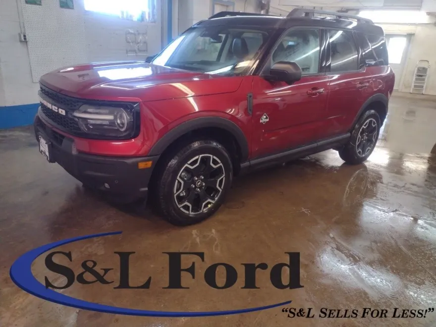 2025 Ford Bronco Sport Outer Banks photo 1