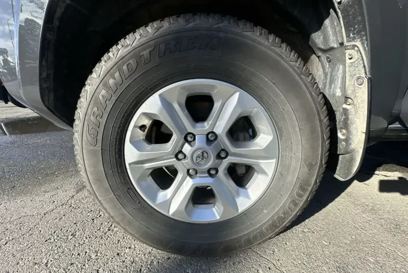 2024 Toyota 4Runner SR5 photo 1