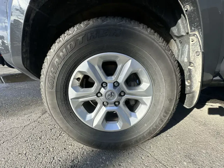 2024 Toyota 4Runner SR5 photo 1