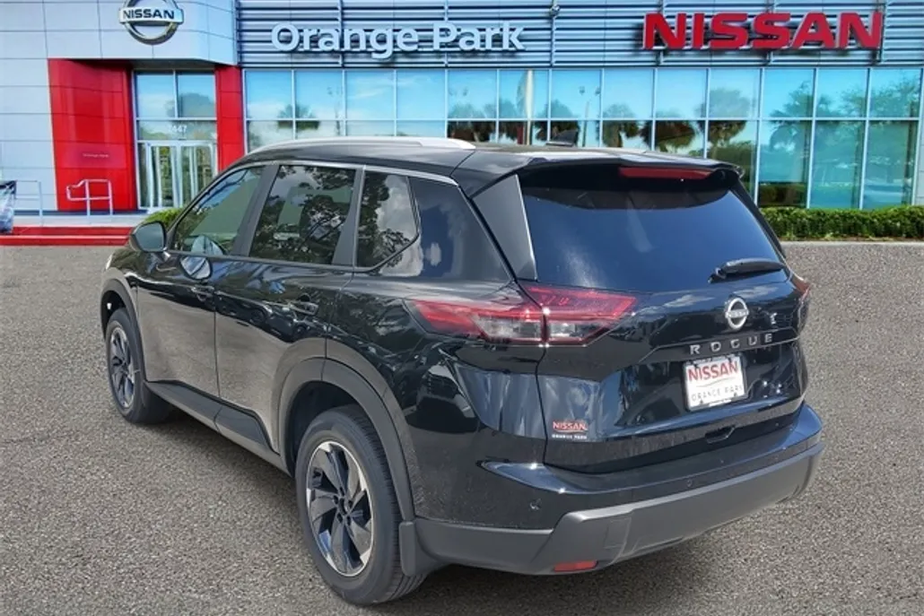 2026 Nissan Rogue SV photo 1