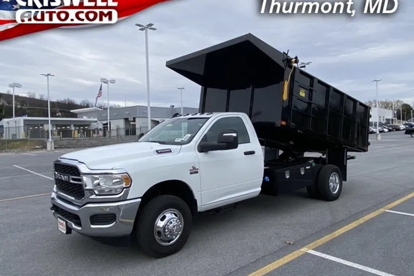 2024 Ram 3500 Tradesman photo 1