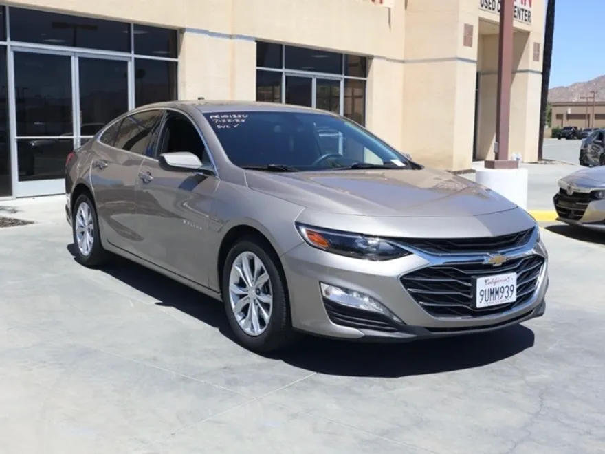 2022 Chevrolet Malibu 1LT photo 1