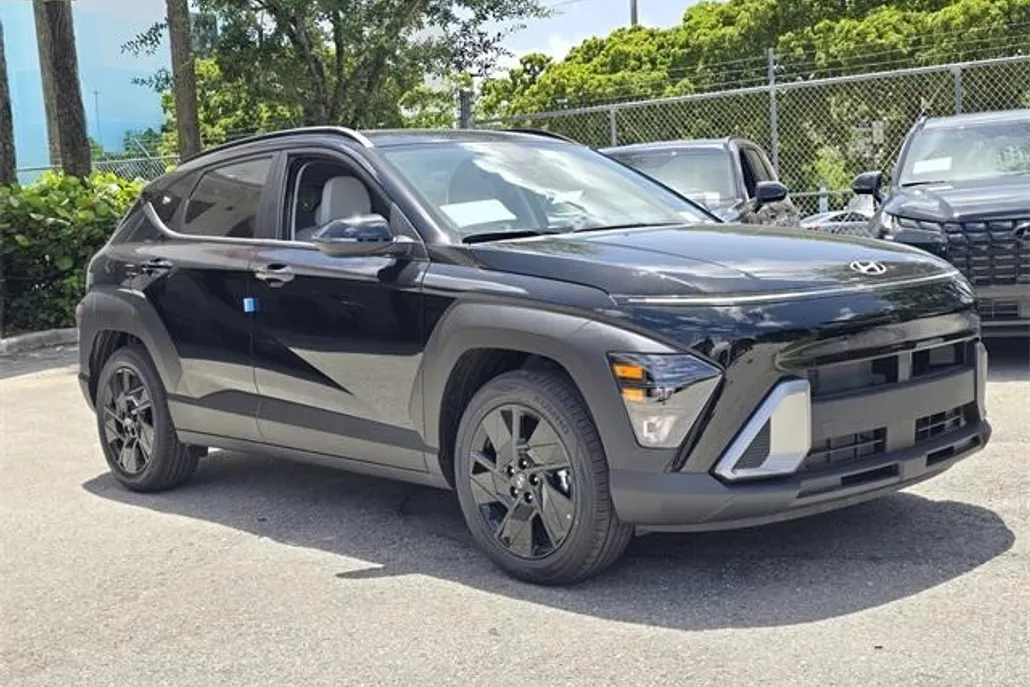 2026 Hyundai Kona SEL photo 1