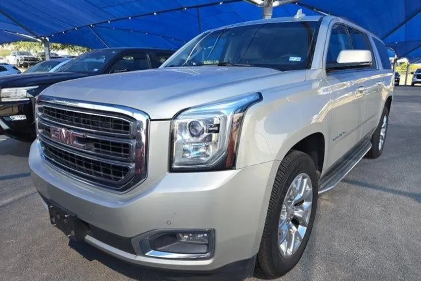 2015 Gmc Yukon XL SLT photo 1