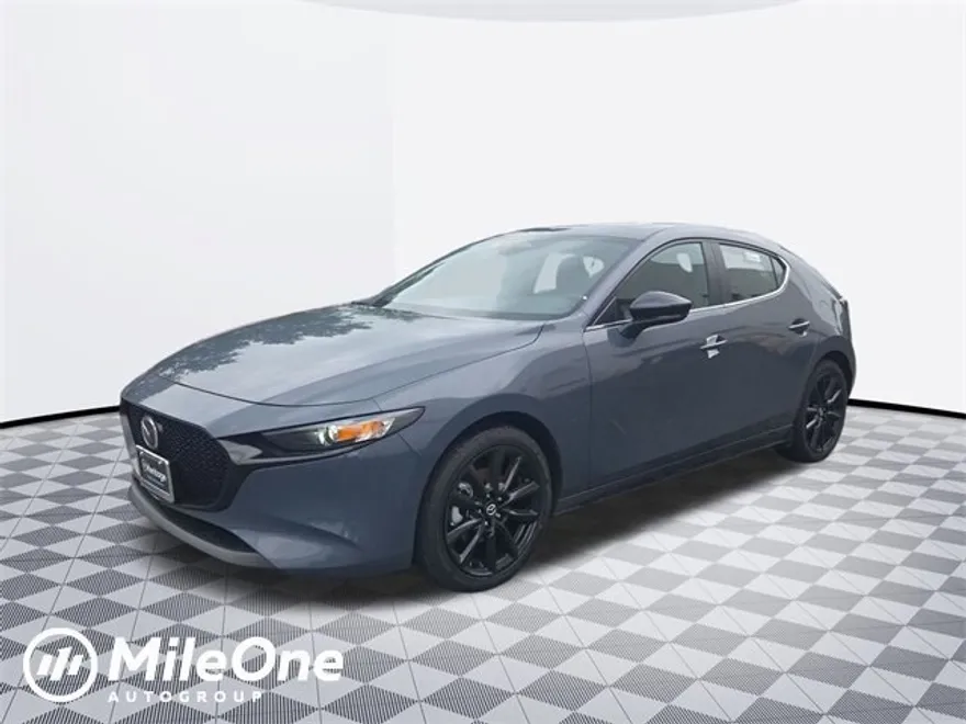 2025 Mazda Mazda3 Hatchback 2.5 s Carbon photo 1