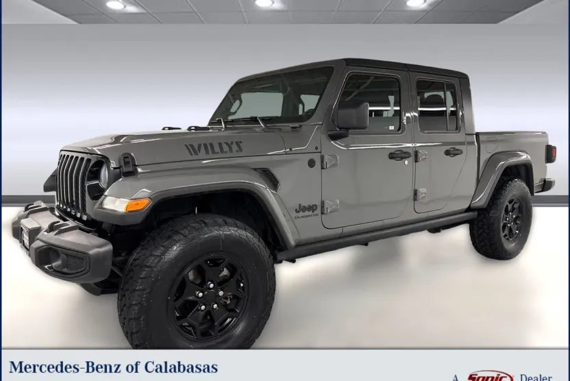 2021 Jeep Gladiator Sport photo 1