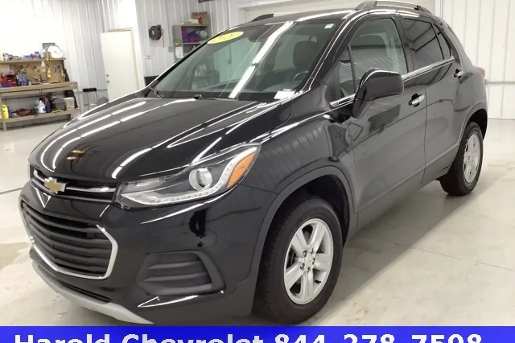 2020 Chevrolet Trax LT photo 1