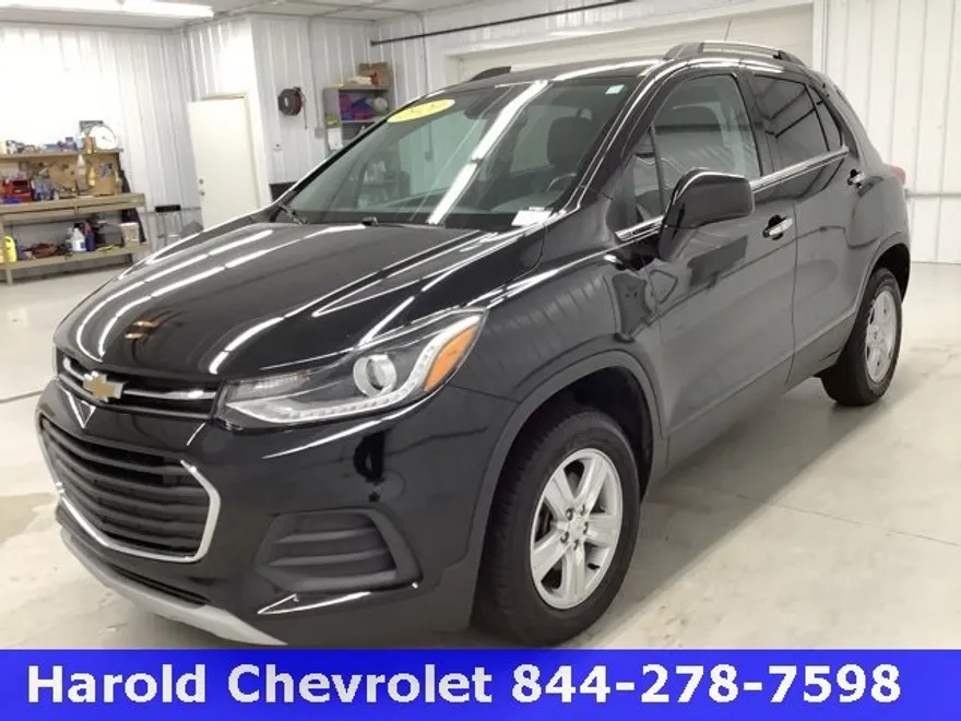 2020 Chevrolet Trax LT photo 1