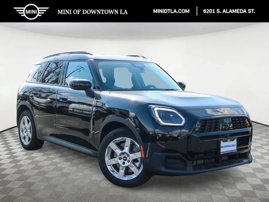 2025 Mini Countryman S ALL4 photo 1