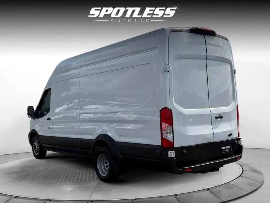 2020 Ford Transit Van photo 1