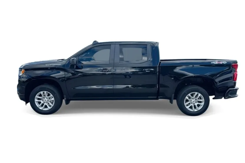 2024 Chevrolet Silverado 1500 RST photo 1