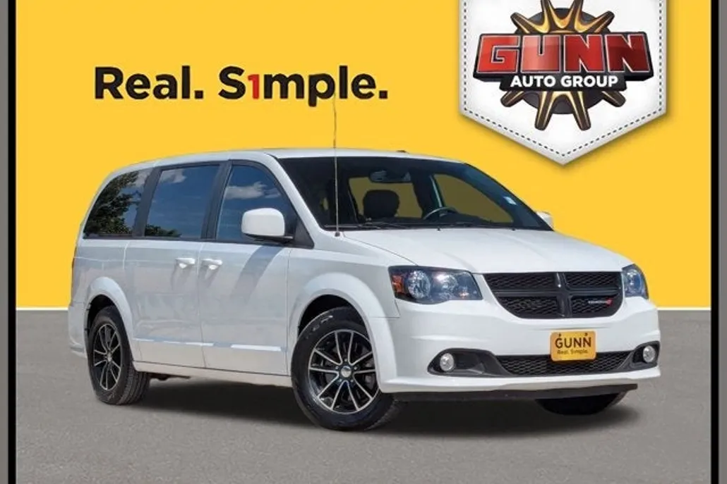 2019 Dodge Grand Caravan GT photo 1