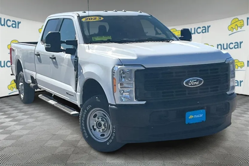 2023 Ford F-350 XL photo 1