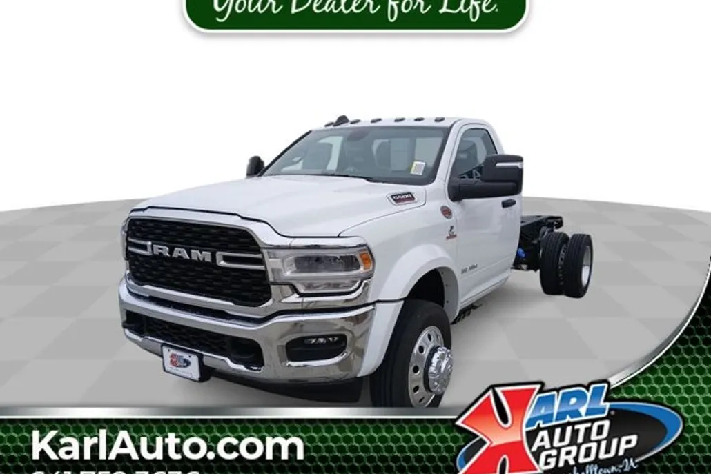 2024 Ram 5500 SLT photo 1