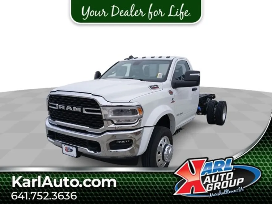 2024 Ram 5500 SLT photo 1