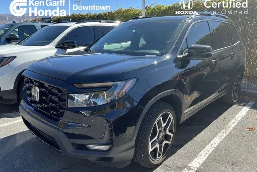 2022 Honda Passport Elite photo 1