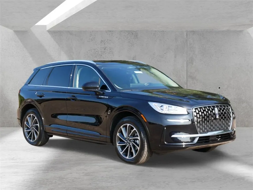 2023 Lincoln Corsair Grand Touring photo 1