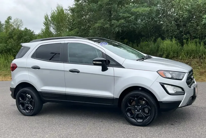 2021 Ford EcoSport SES photo 1