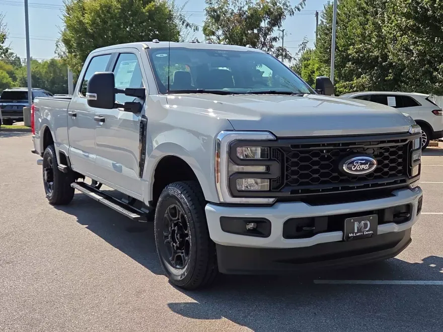 2026 Ford F-250 photo 1