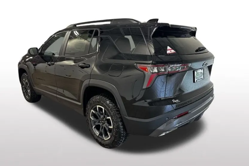 2026 Chevrolet Equinox ACTIV photo 1