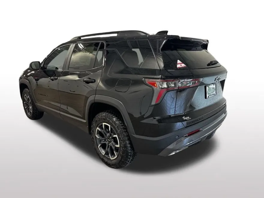 2026 Chevrolet Equinox ACTIV photo 1