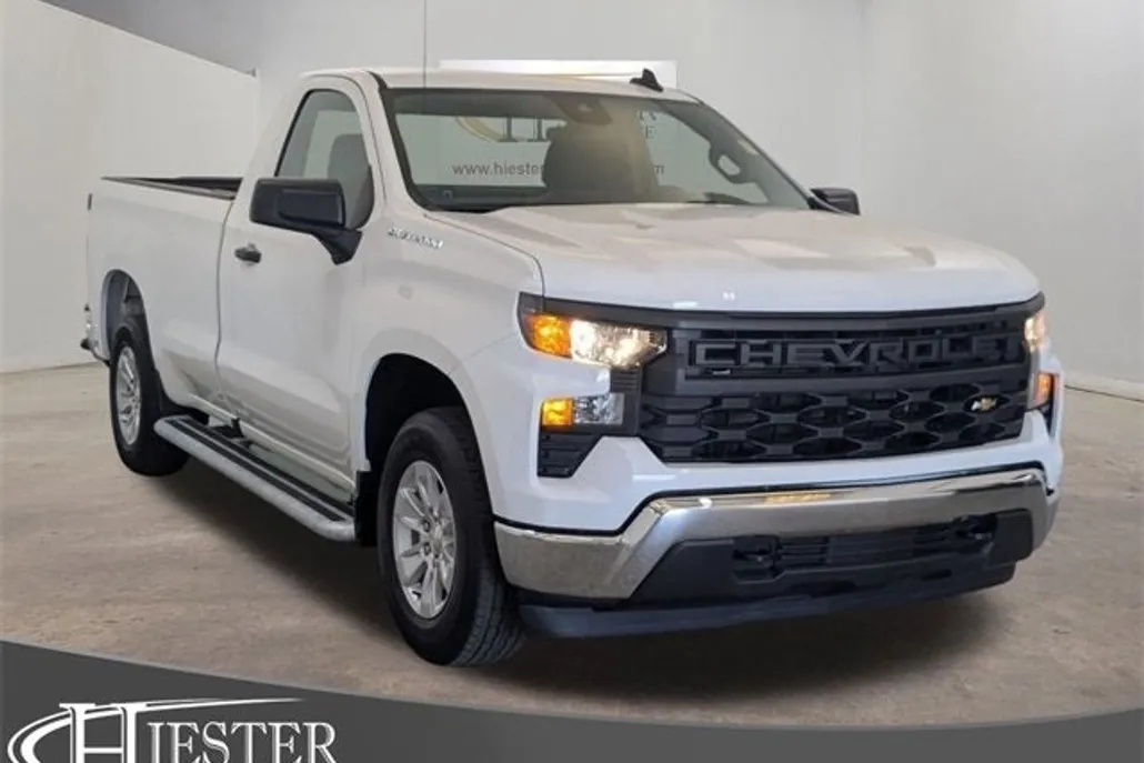 2024 Chevrolet Silverado 1500 photo 1